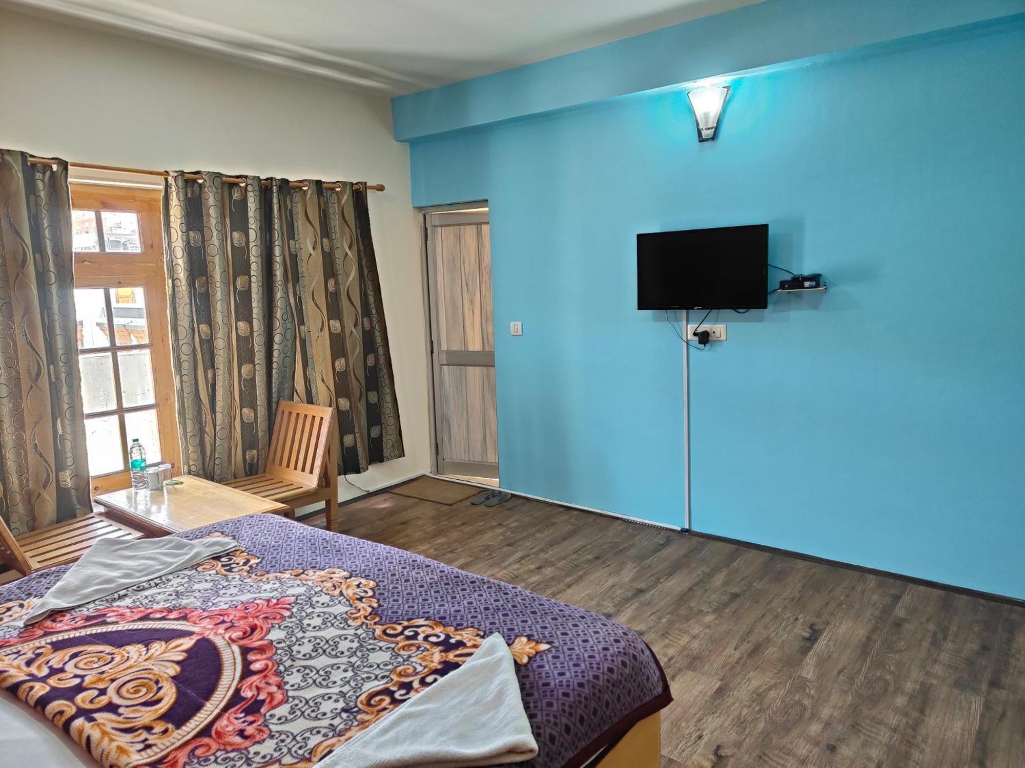 Tsaskan Hotel Leh Esterno foto