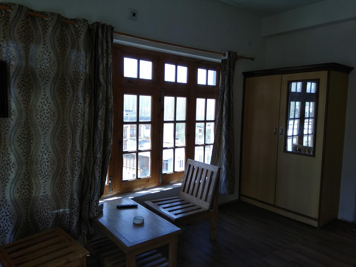 Tsaskan Hotel Leh Esterno foto
