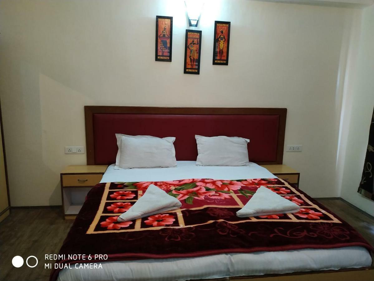 Tsaskan Hotel Leh Esterno foto