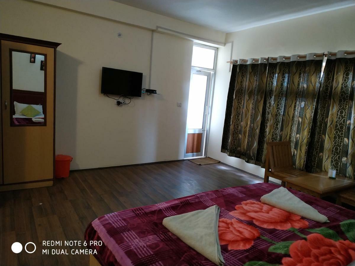 Tsaskan Hotel Leh Esterno foto