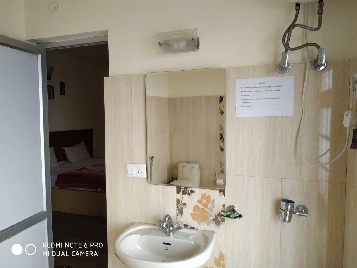 Tsaskan Hotel Leh Esterno foto